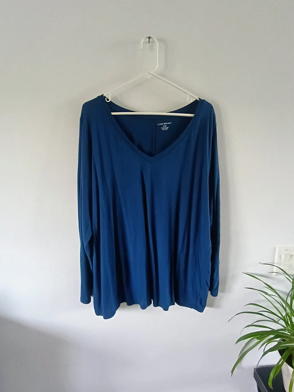 Lane Bryant 26/28 Supima Cotton MicroModal Navy V Neck Long Sleeve Tee Top